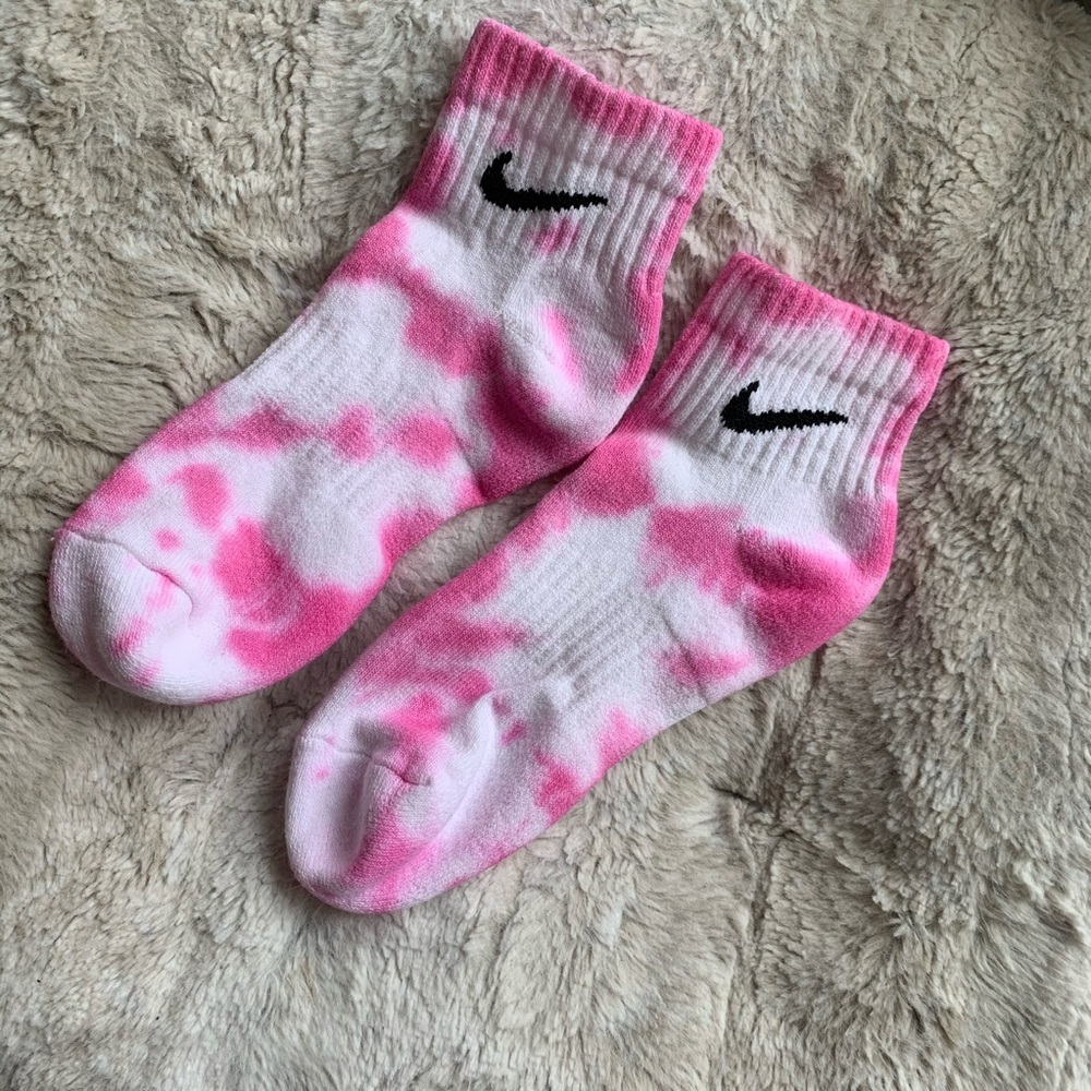 Nike Tie Dye Socks - Picture 3 of 3